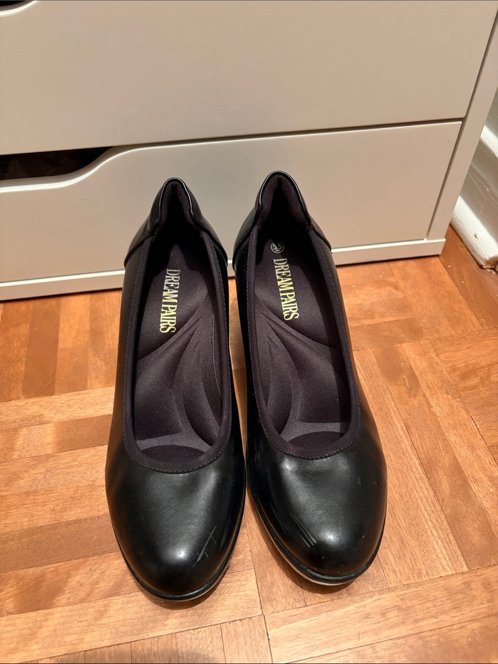 Dream Pairs Black Women's Round-Toe Heel Pumps